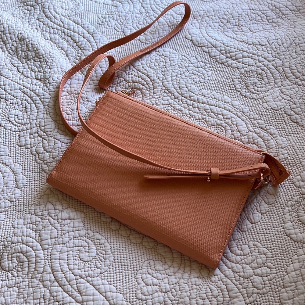 Dagne Dover Essentials Clutch Wallet in Pomelo